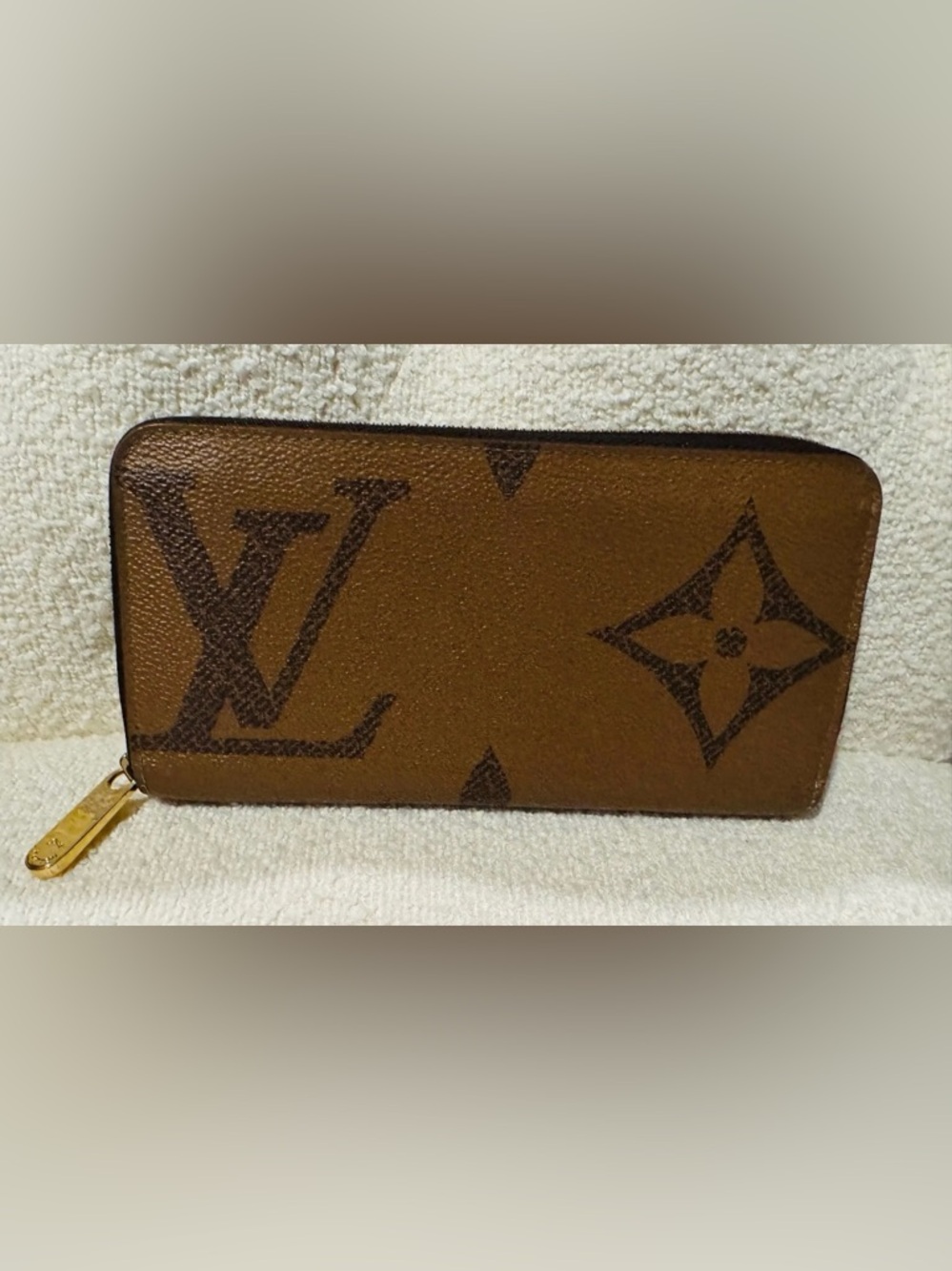 Louis Vuitton zippy wallet reverse brown giant monogram (microchipped)